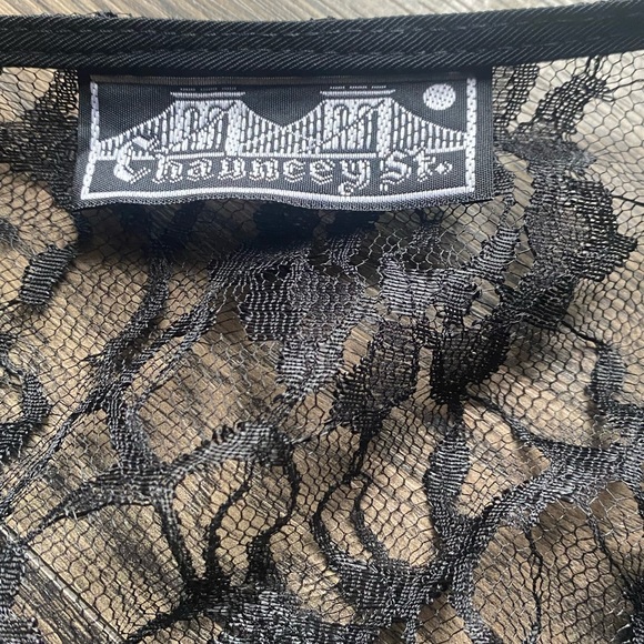 Chauncey street lace & black  long sleeve - Picture 5 of 6